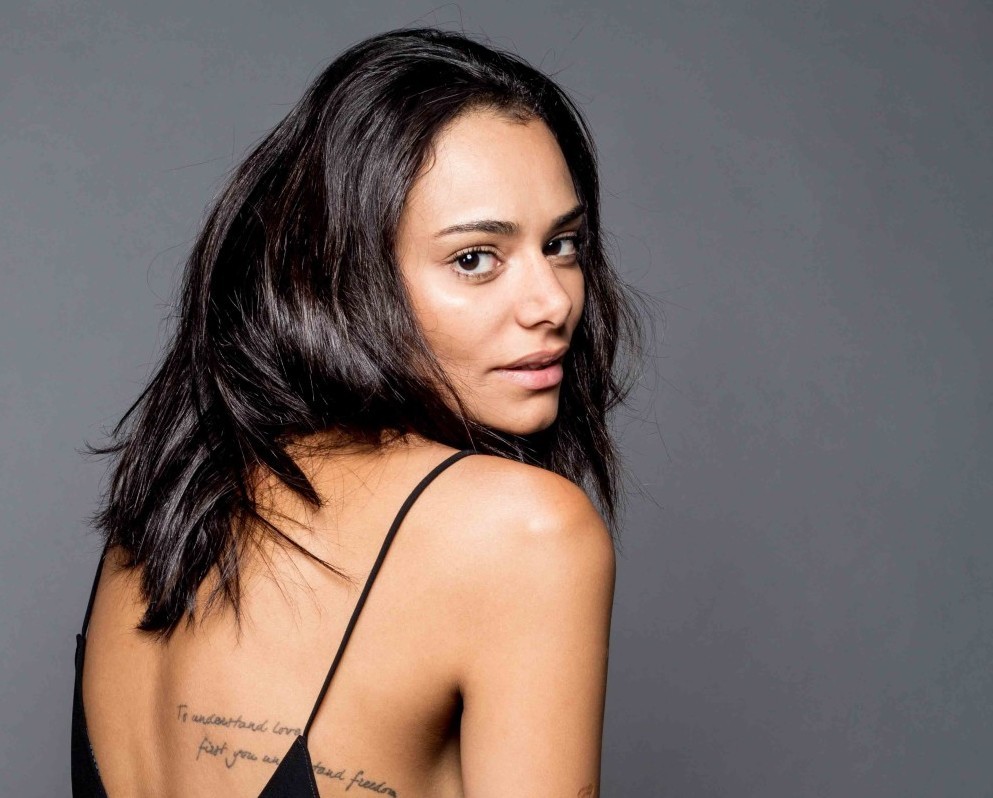 Cris Damasceno, ensaio pessoal feminino